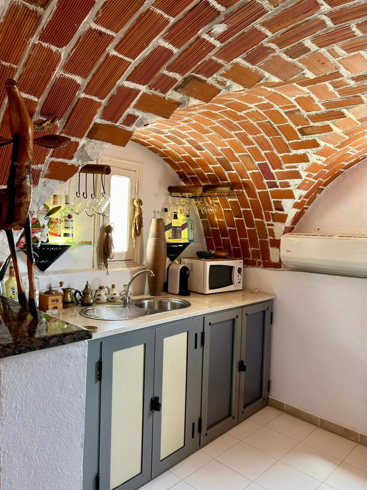 L'Artisan Hotel Harqalah Eksteriør billede